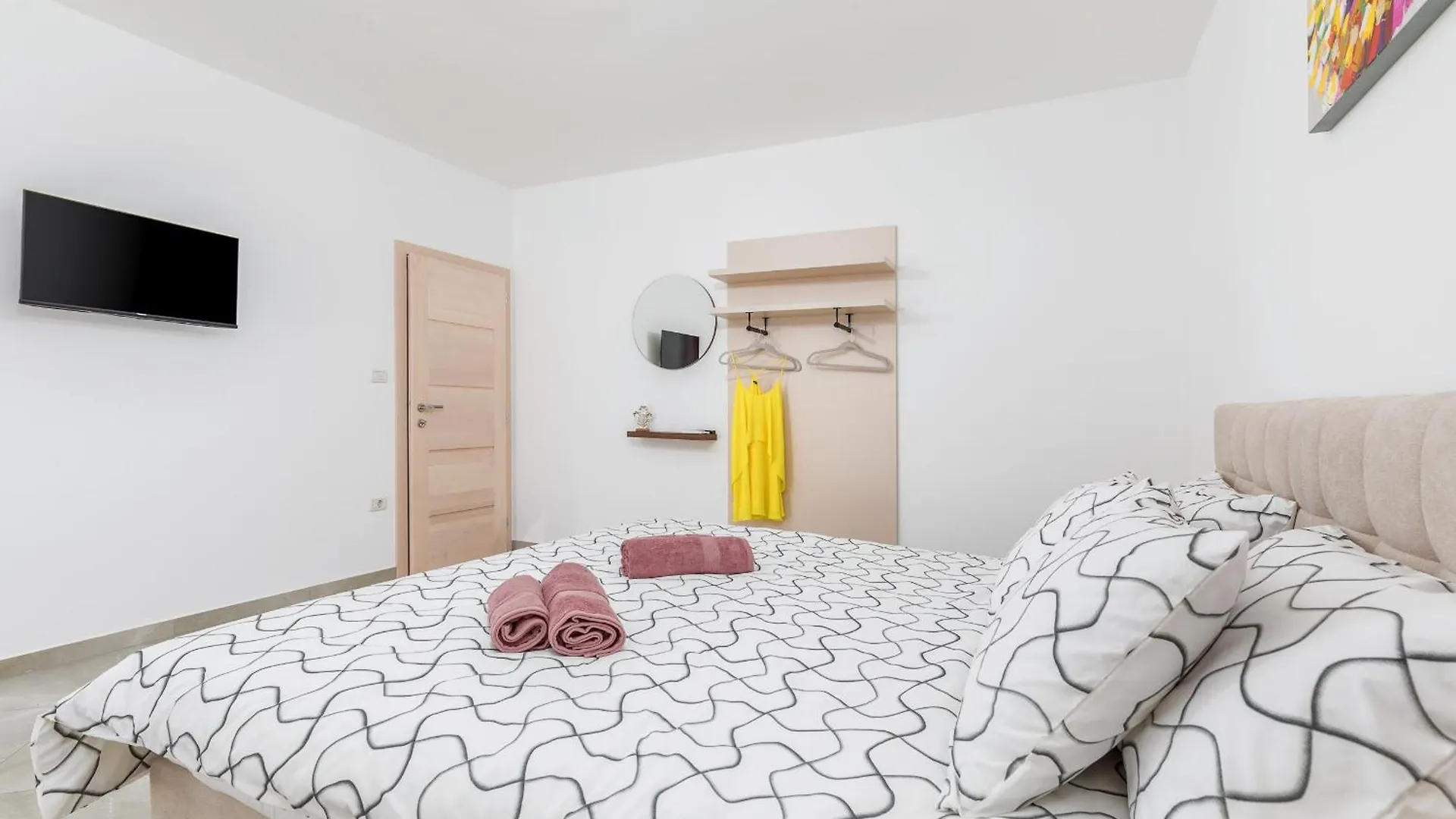 Brand New 6 Bedroom Villa, Only 1500M From The Beach Valbandon 0*,  Croatia