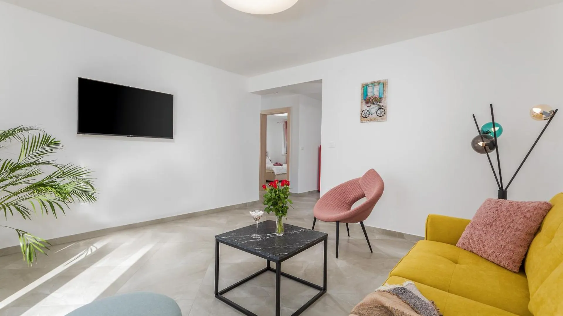 Brand New 6 Bedroom Villa, Only 1500M From The Beach Valbandon Villa