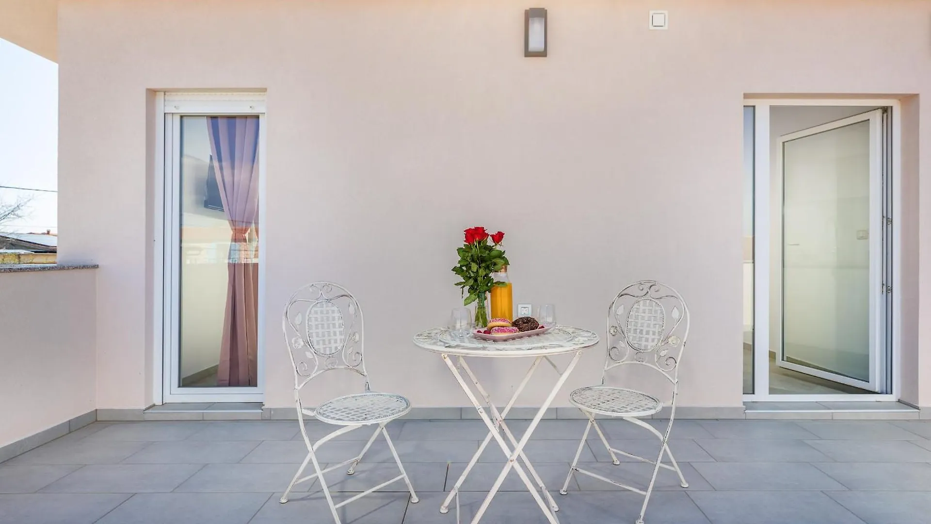 Brand New 6 Bedroom Villa, Only 1500M From The Beach Valbandon 0*,  Croatia