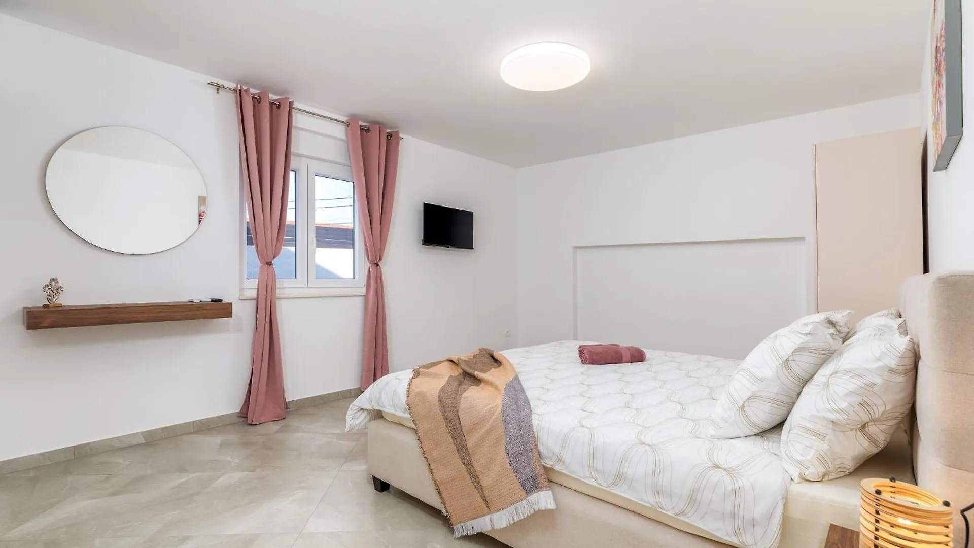 Brand New 6 Bedroom Villa, Only 1500M From The Beach Valbandon 0*,  Croatia